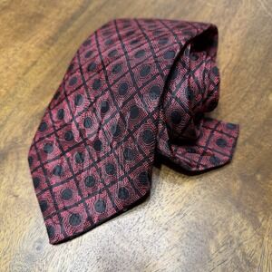 Brioni Men's Silk Tie Red Black Geometric Pattern NEW with Tags Italy